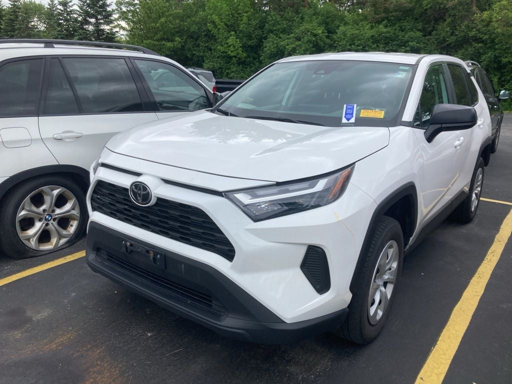 2023 Toyota RAV4 LE