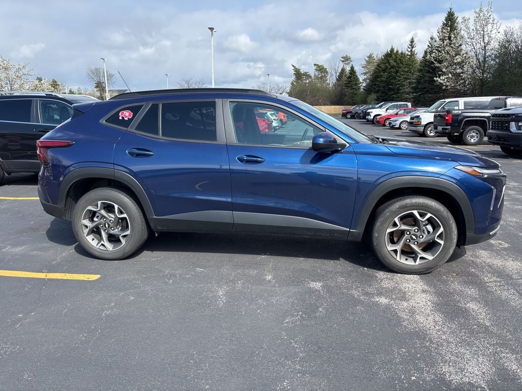 2024 Chevrolet Trax LT