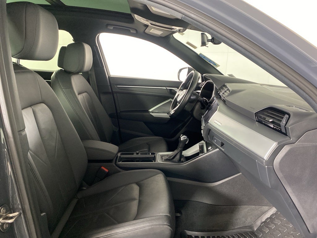 2020 Audi Q3 Premium quattro