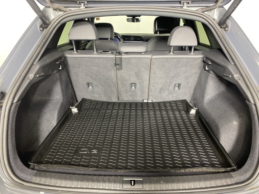 2020 Audi Q3 Premium quattro