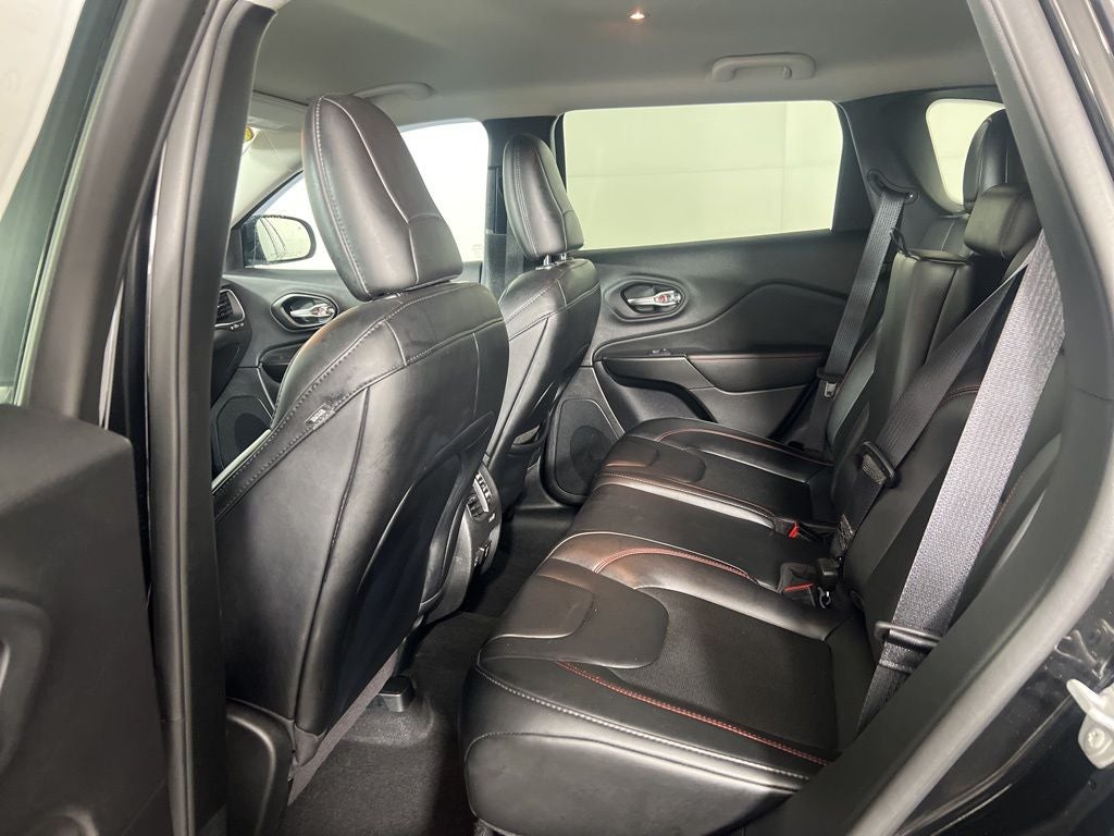 2022 Jeep Cherokee Trailhawk