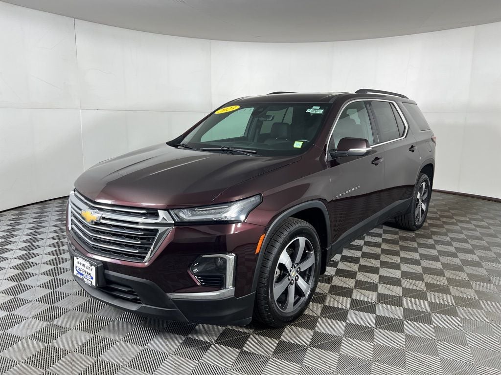 2023 Chevrolet Traverse LT Leather
