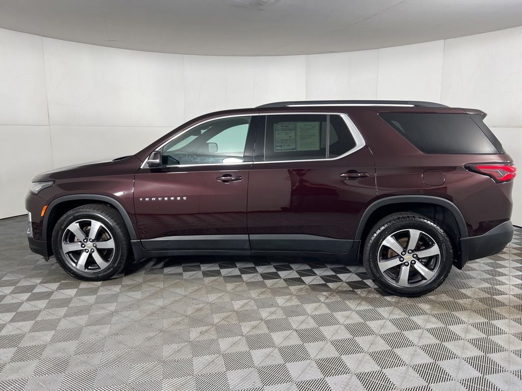 2023 Chevrolet Traverse LT Leather