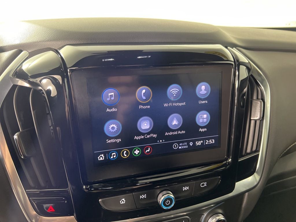 2023 Chevrolet Traverse LT Leather