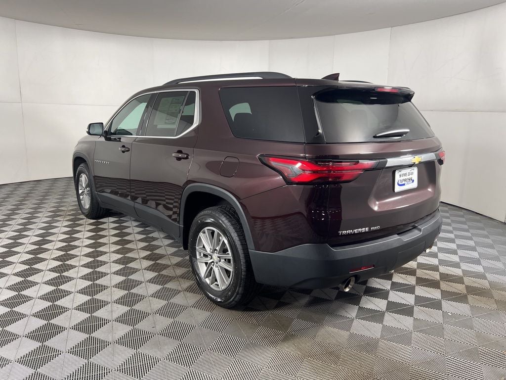 2023 Chevrolet Traverse LT Leather