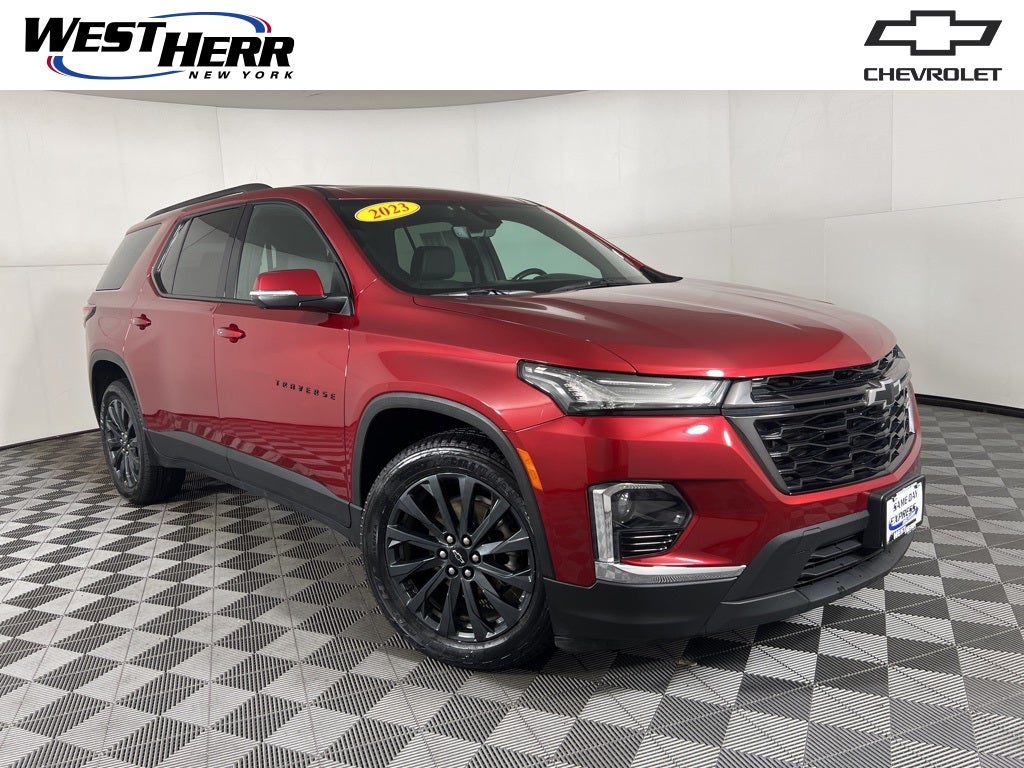 2023 Chevrolet Traverse RS