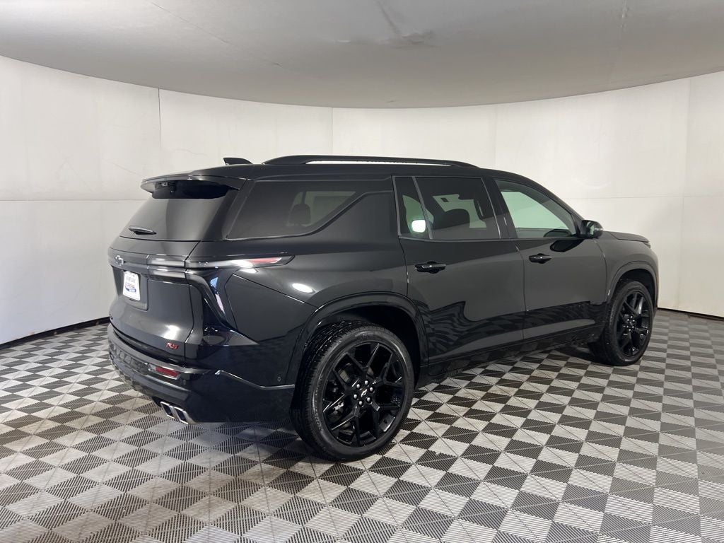 2025 Chevrolet Traverse RS