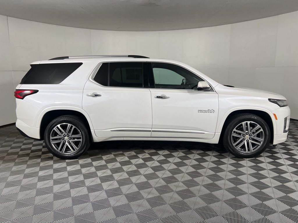 2023 Chevrolet Traverse High Country