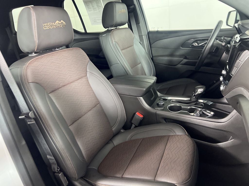 2023 Chevrolet Traverse High Country