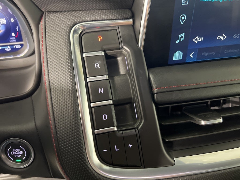 2024 Chevrolet Suburban RST