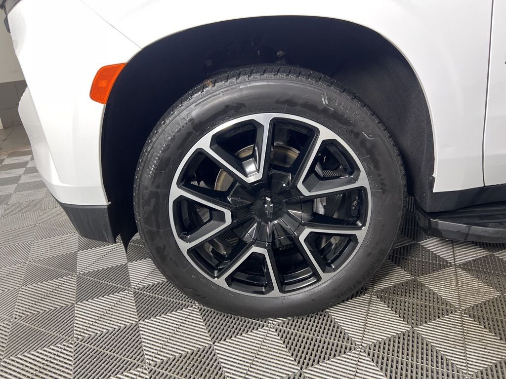 2024 Chevrolet Suburban RST