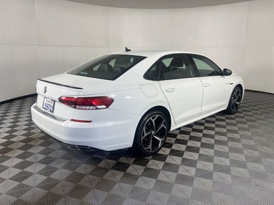 2021 Volkswagen Passat 2.0T R-Line