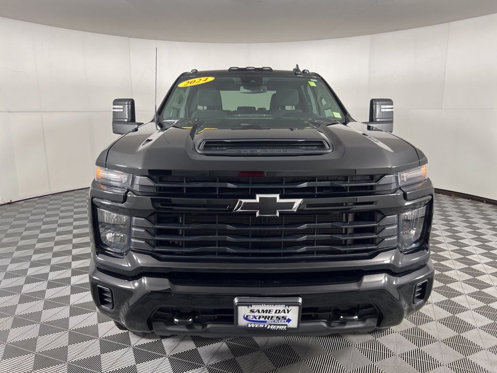 2024 Chevrolet Silverado 2500HD Custom