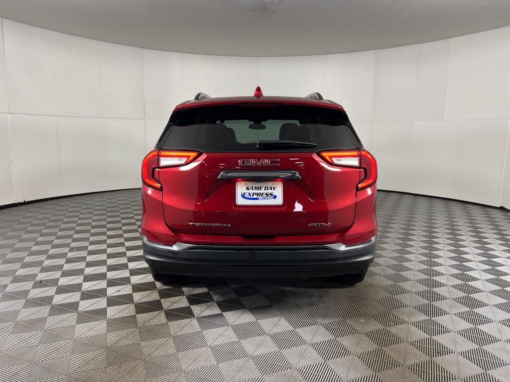 2023 GMC Terrain AT4