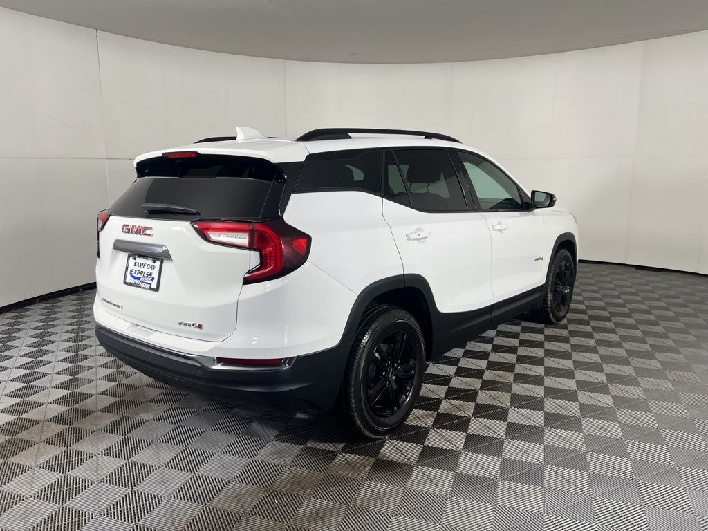 2022 GMC Terrain AT4