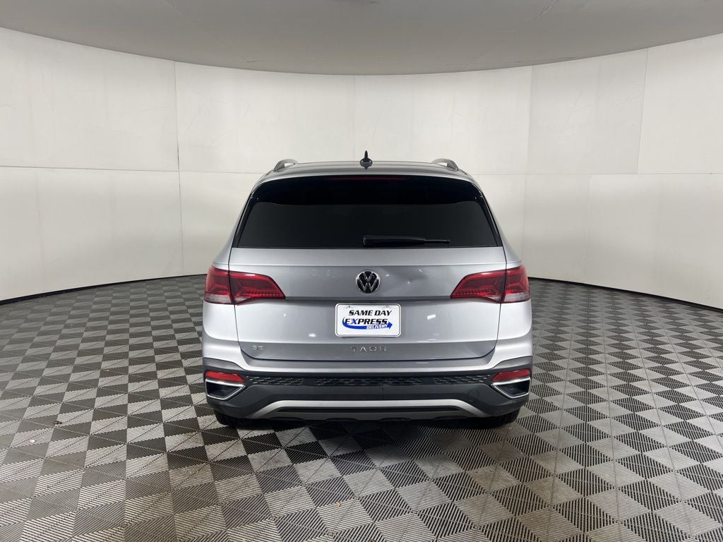 2024 Volkswagen Taos 1.5T SE