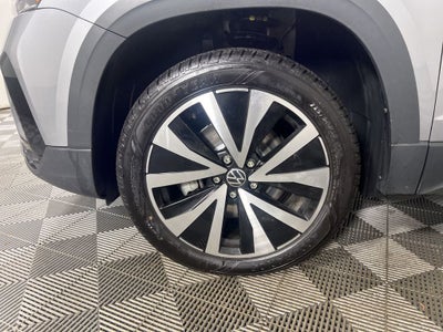 2024 Volkswagen Taos 1.5T SE