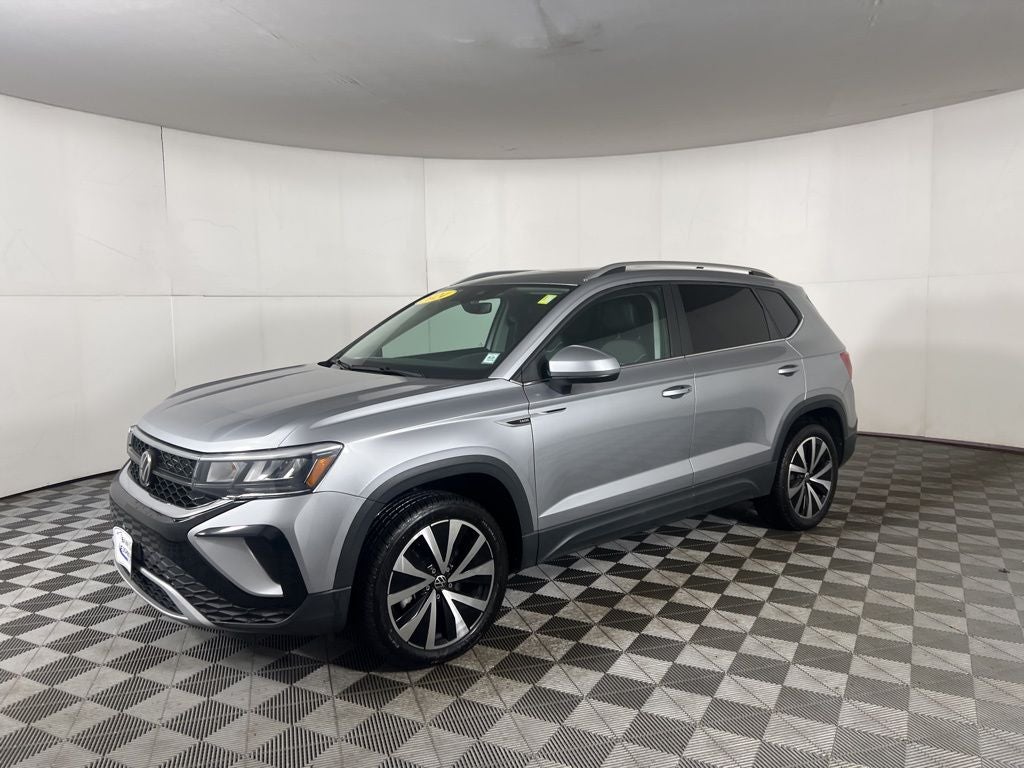 2024 Volkswagen Taos 1.5T SE