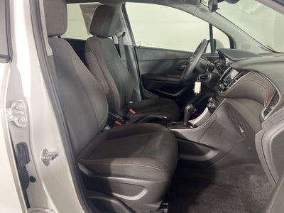 2022 Chevrolet Trax LS