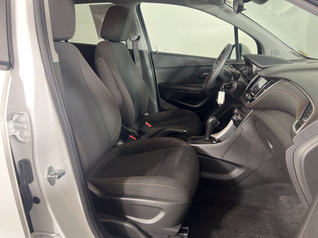 2022 Chevrolet Trax LS