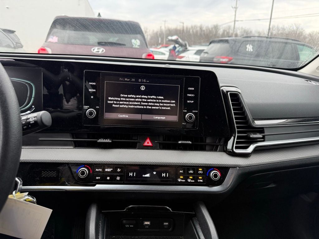 2023 Kia Sportage Hybrid LX