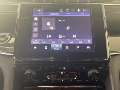 2022 Jeep Grand Cherokee L Laredo