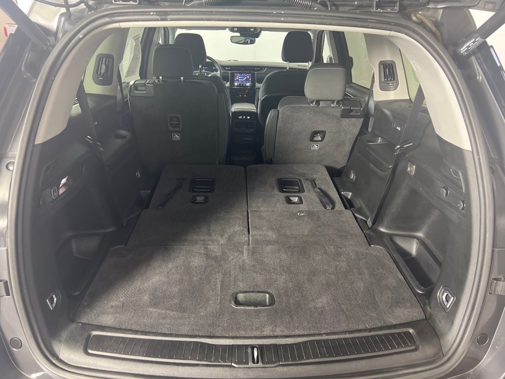 2022 Jeep Grand Cherokee L Laredo