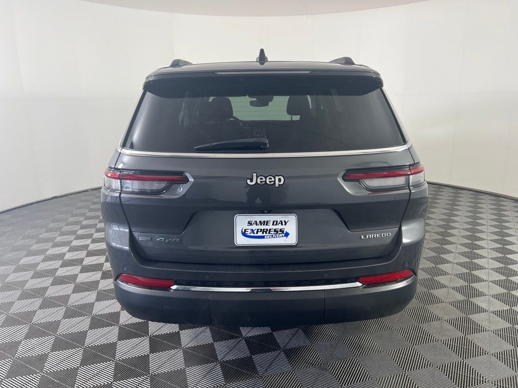 2022 Jeep Grand Cherokee L Laredo