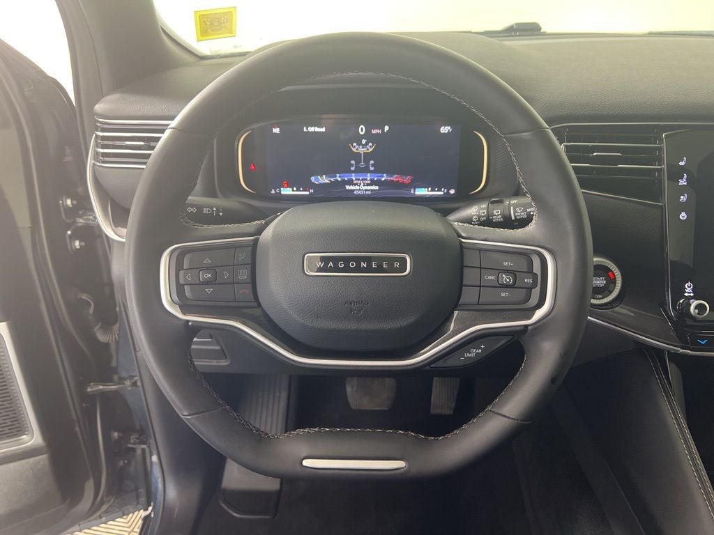 2023 Jeep Wagoneer Base