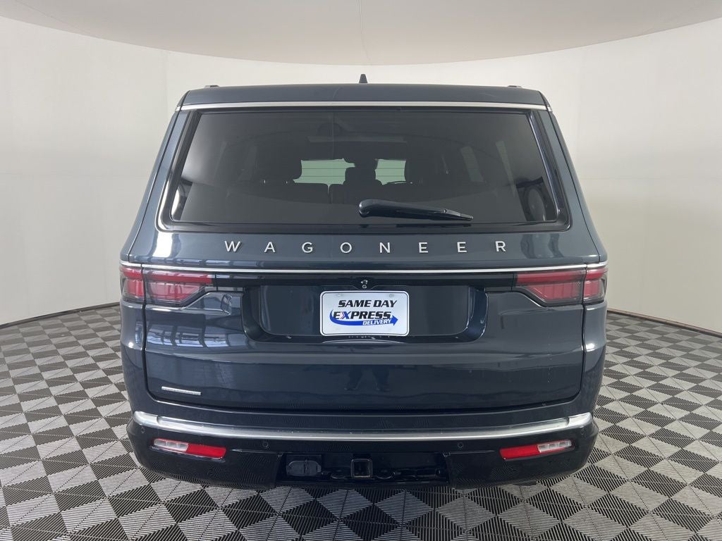 2023 Jeep Wagoneer Base