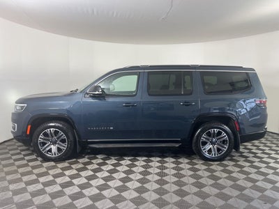 2023 Jeep Wagoneer Base
