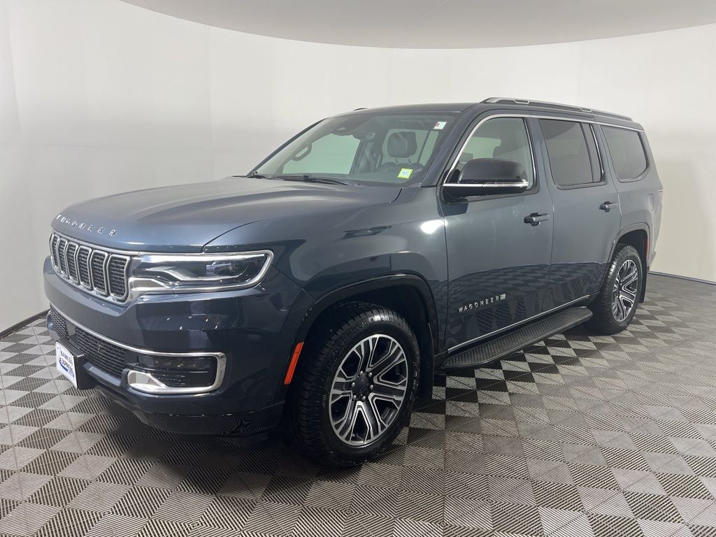 2023 Jeep Wagoneer Base
