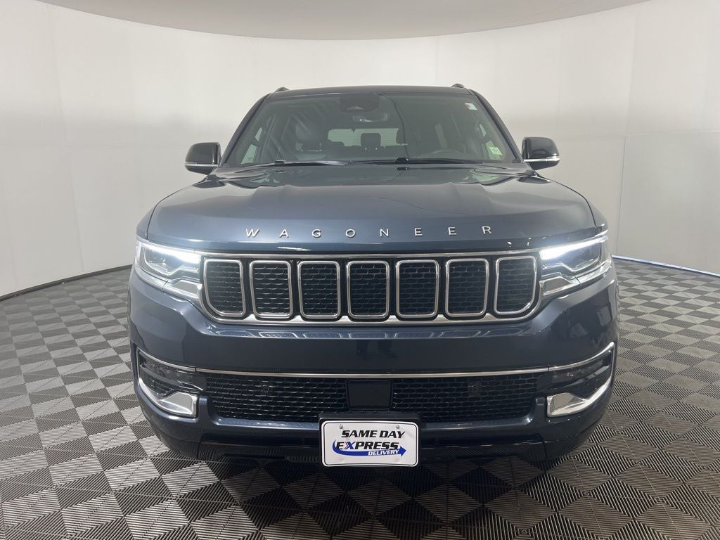 2023 Jeep Wagoneer Base