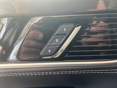 2023 Jeep Wagoneer Base