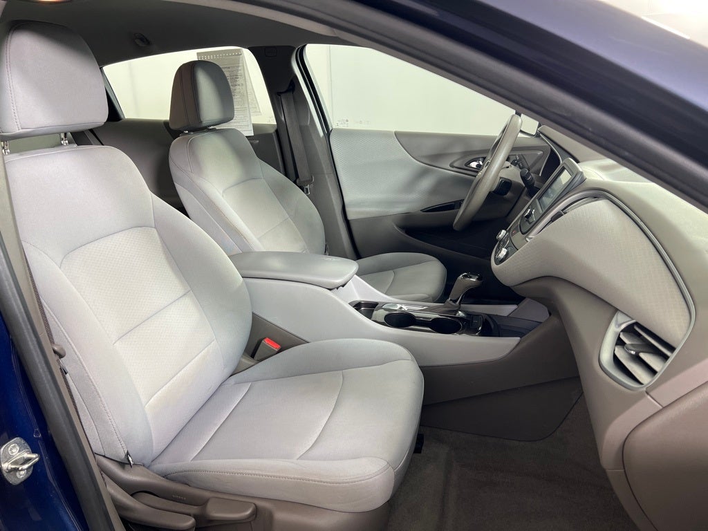 2017 Chevrolet Malibu LS 1LS