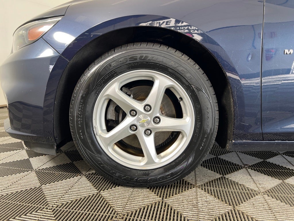 2017 Chevrolet Malibu LS 1LS