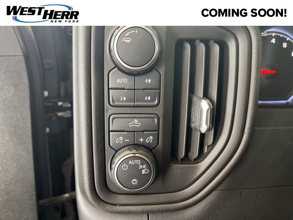 2021 Chevrolet Silverado 1500 Custom Trail Boss