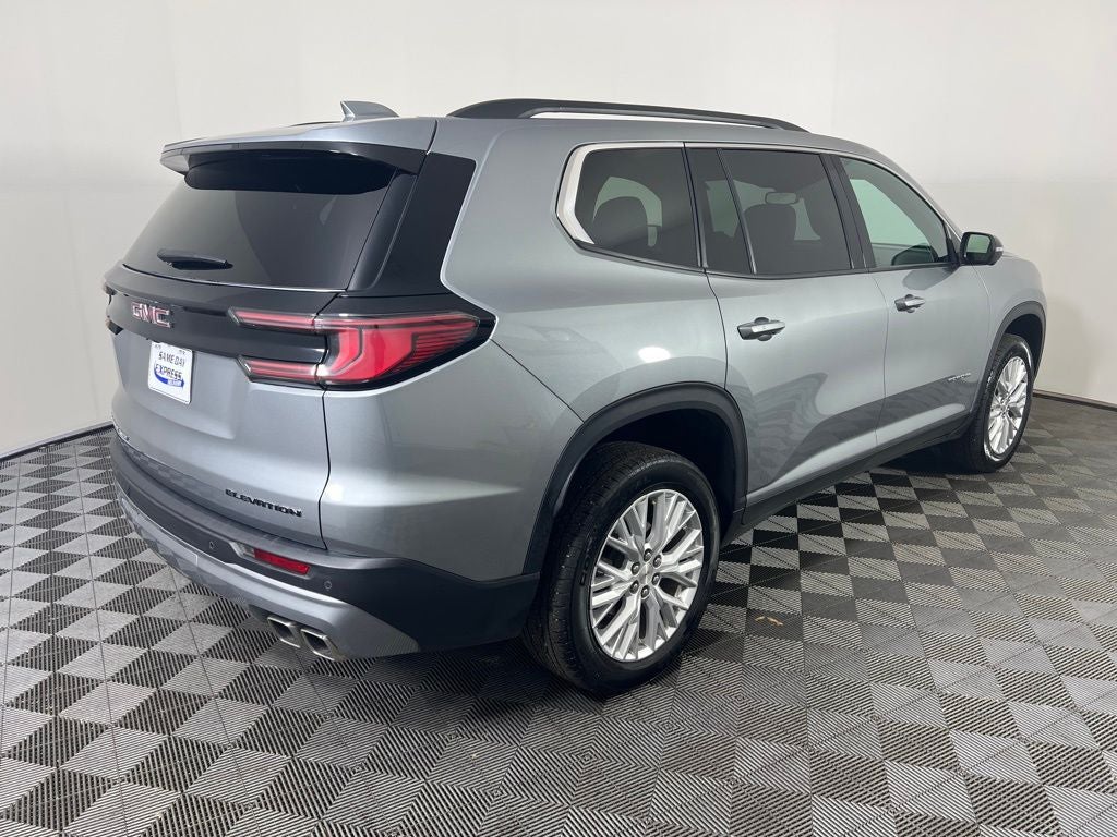 2024 GMC Acadia Elevation