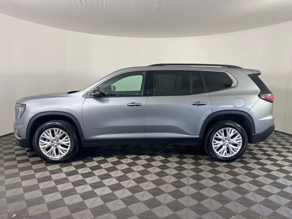 2024 GMC Acadia Elevation