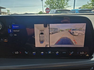 2024 Chevrolet Traverse LS