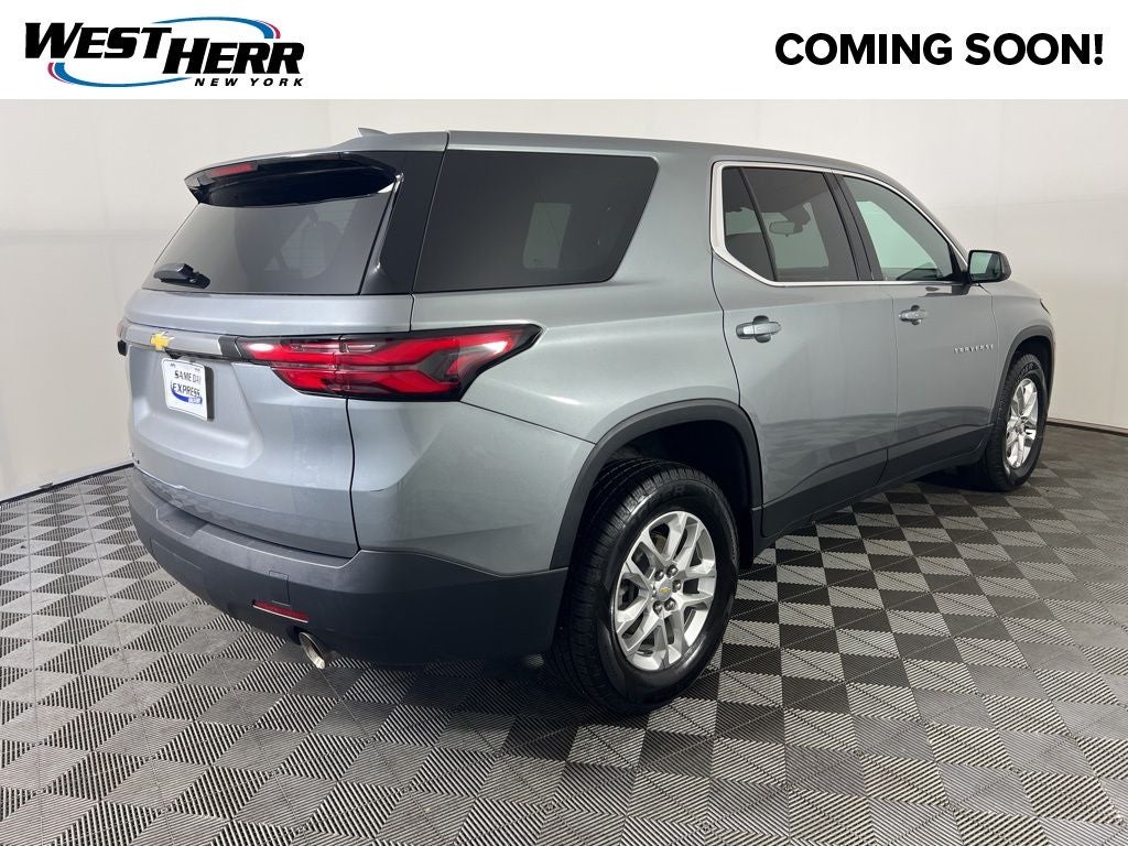 2023 Chevrolet Traverse LS