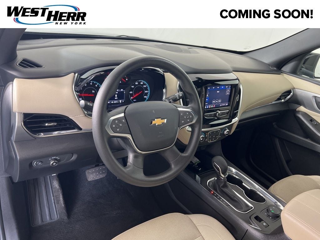 2023 Chevrolet Traverse LS