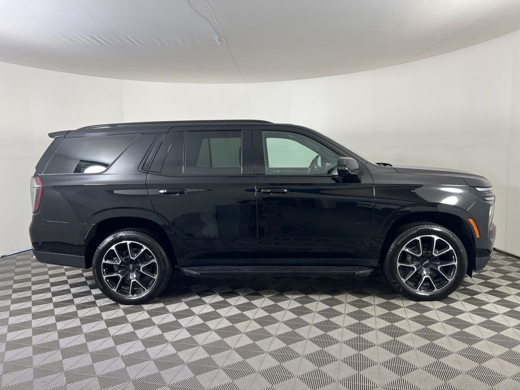2025 Chevrolet Tahoe RST