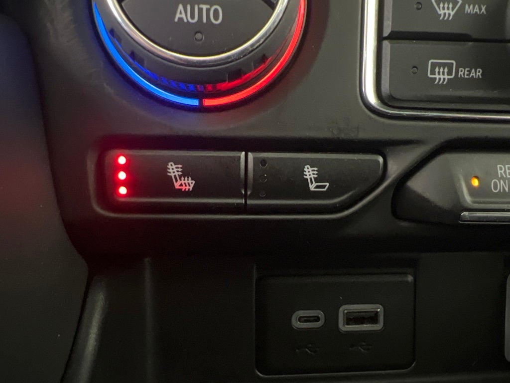 2023 Chevrolet Suburban Z71