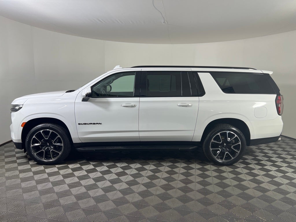 2022 Chevrolet Suburban RST