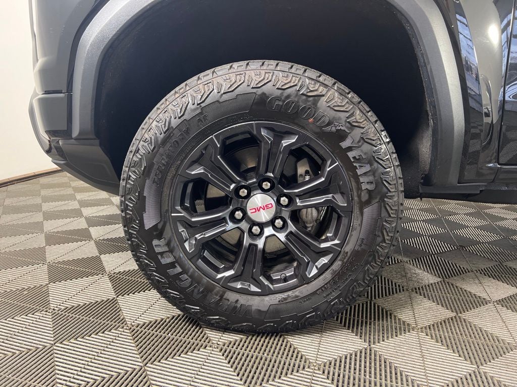 2024 GMC Canyon Elevation