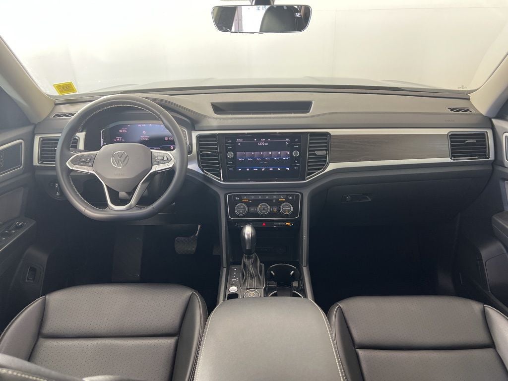 2022 Volkswagen Atlas 2.0T SE w/Technology