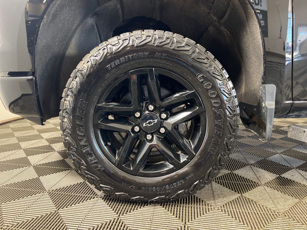 2025 Chevrolet Silverado 1500 Custom Trail Boss