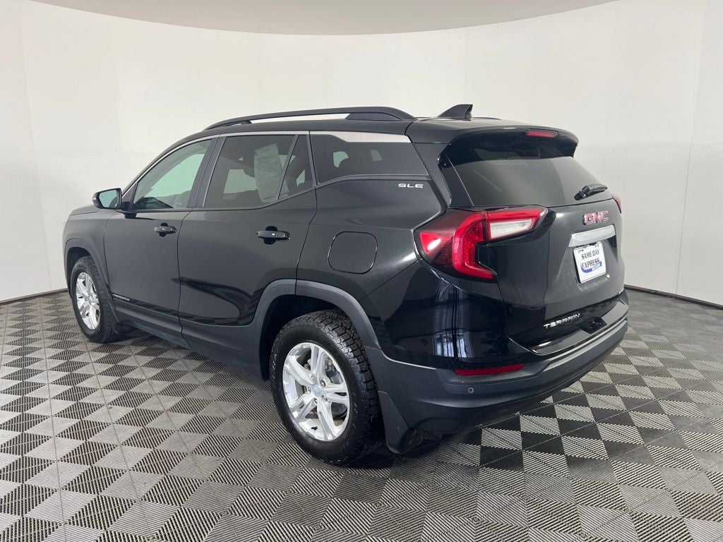 2022 GMC Terrain SLE
