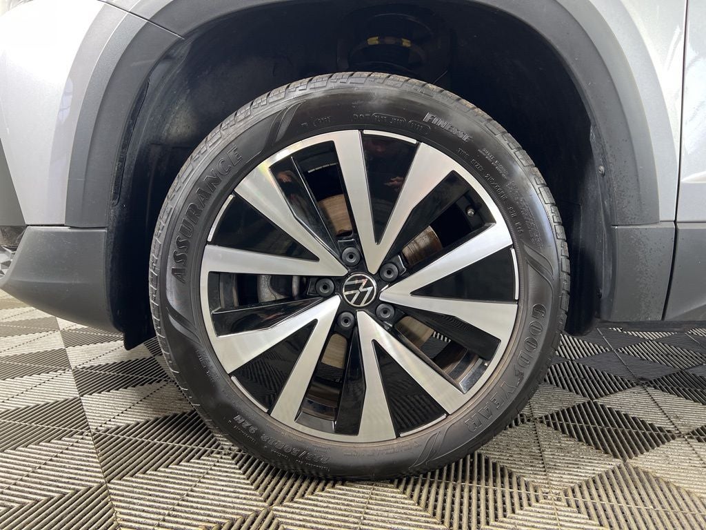 2023 Volkswagen Taos 1.5T SE